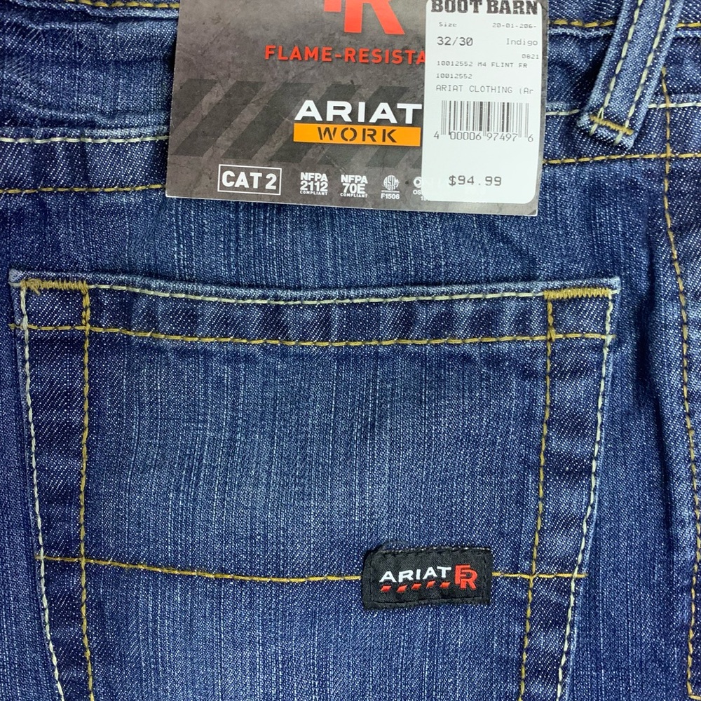 Ariat M4 Relaxed — Boot Cut 32x30